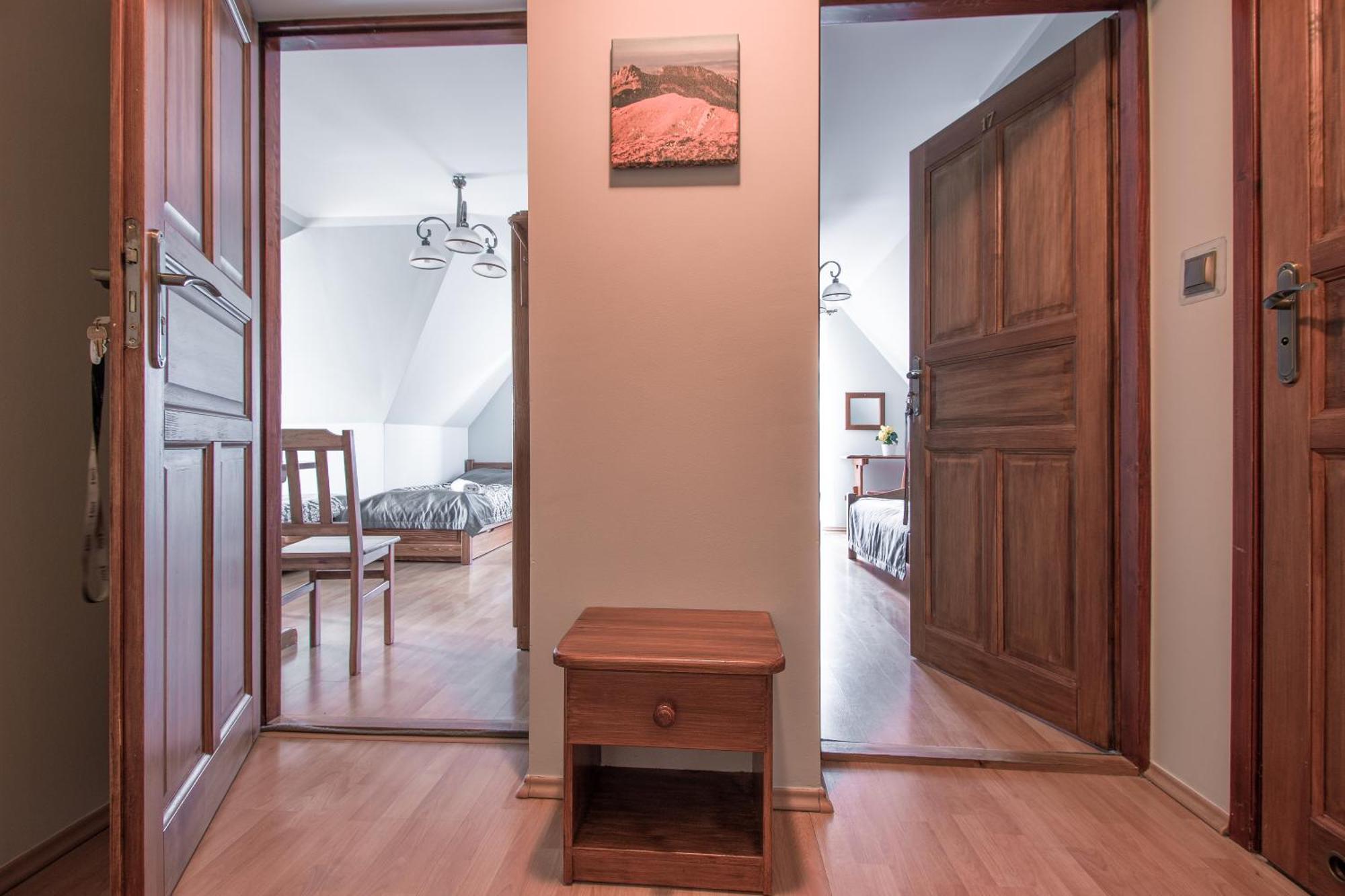 Tatrzanski Gosciniec Bed & Breakfast *